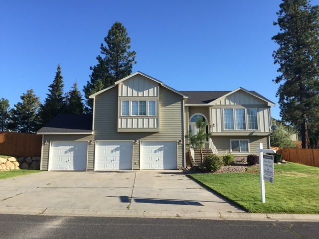 Property Photo: 619 E Ballard WA 99005