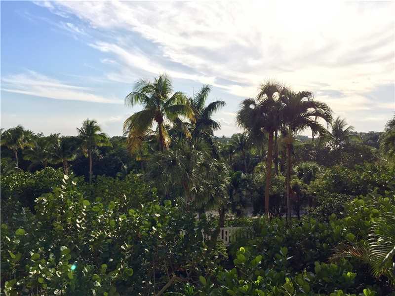 Property Photo:  1121 Crandon Blvd D304  FL 33149 