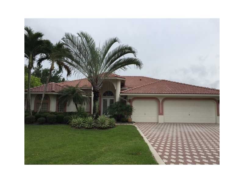 Property Photo:  5192 Kensington Cr  FL 33076 