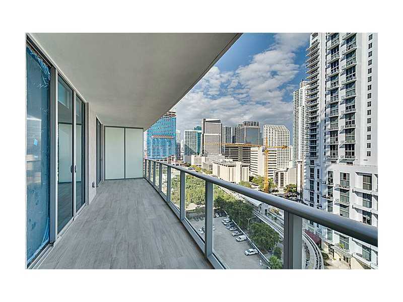 Property Photo: 1100 S Miami Av 1411 FL 33130