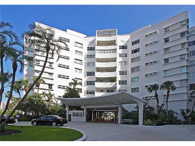 Property Photo: 16 Island Ave 1F FL 33139