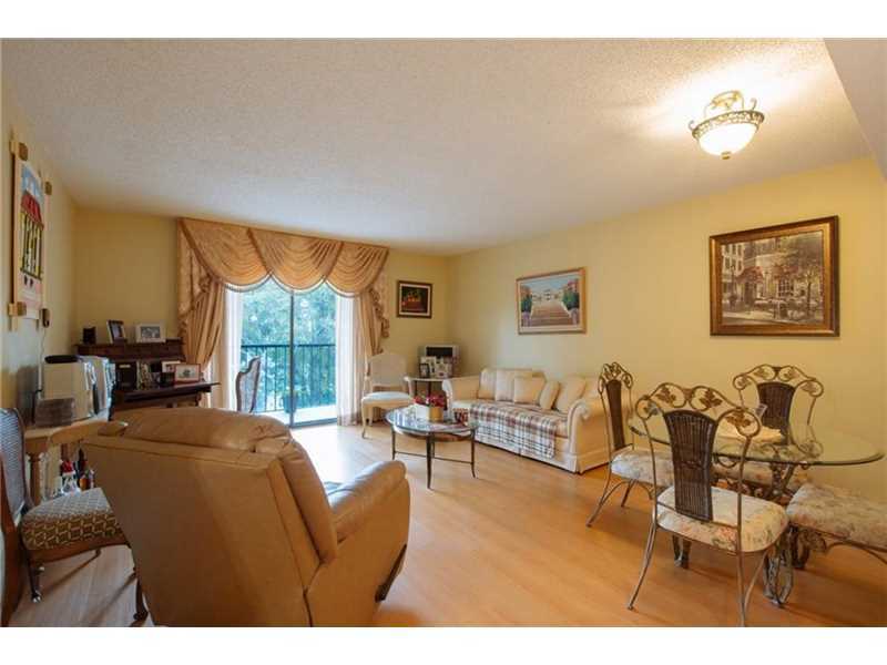 Property Photo:  8035 SW 107th Ave 320  FL 33173 