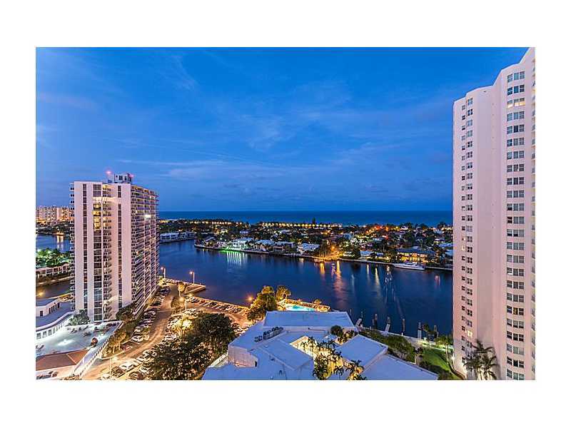 Property Photo: 20281 E Country Club Dr 1608 FL 33180