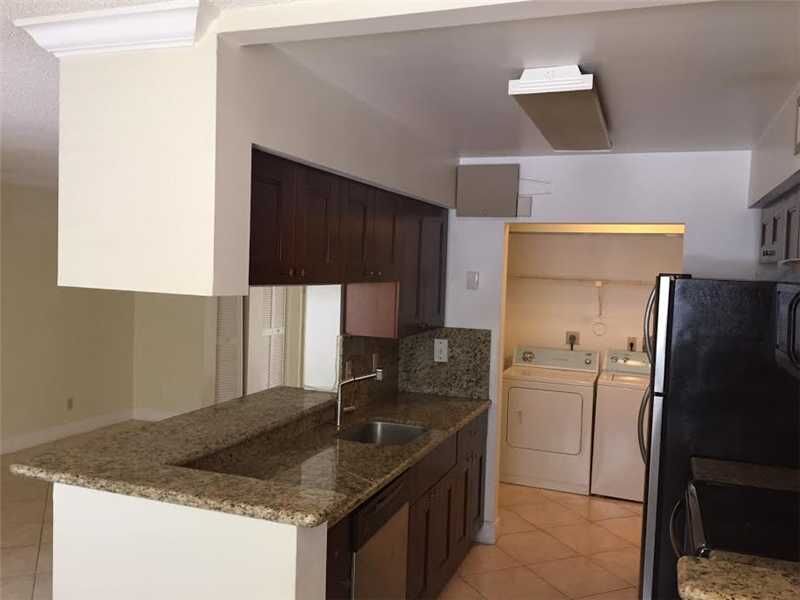 Property Photo:  9877 Westview Dr 619  FL 33076 