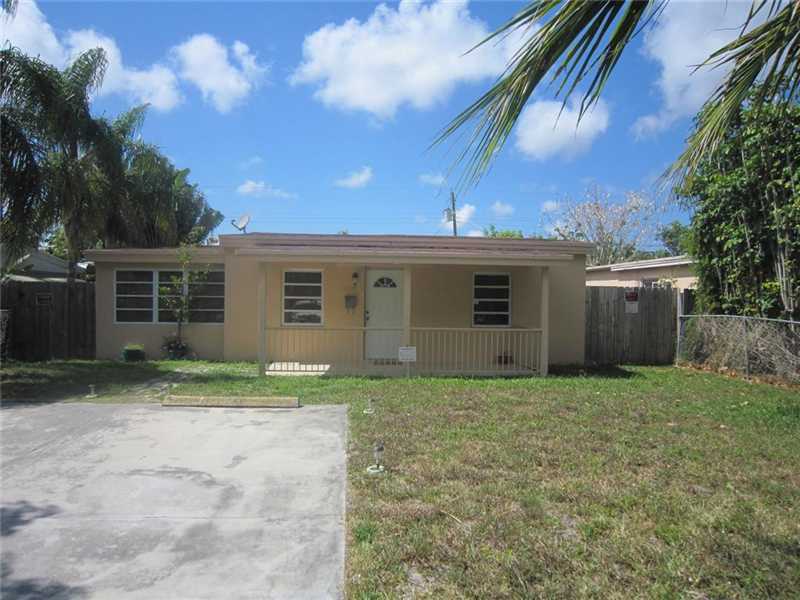 Property Photo: 1755 NE 179 St FL 33162