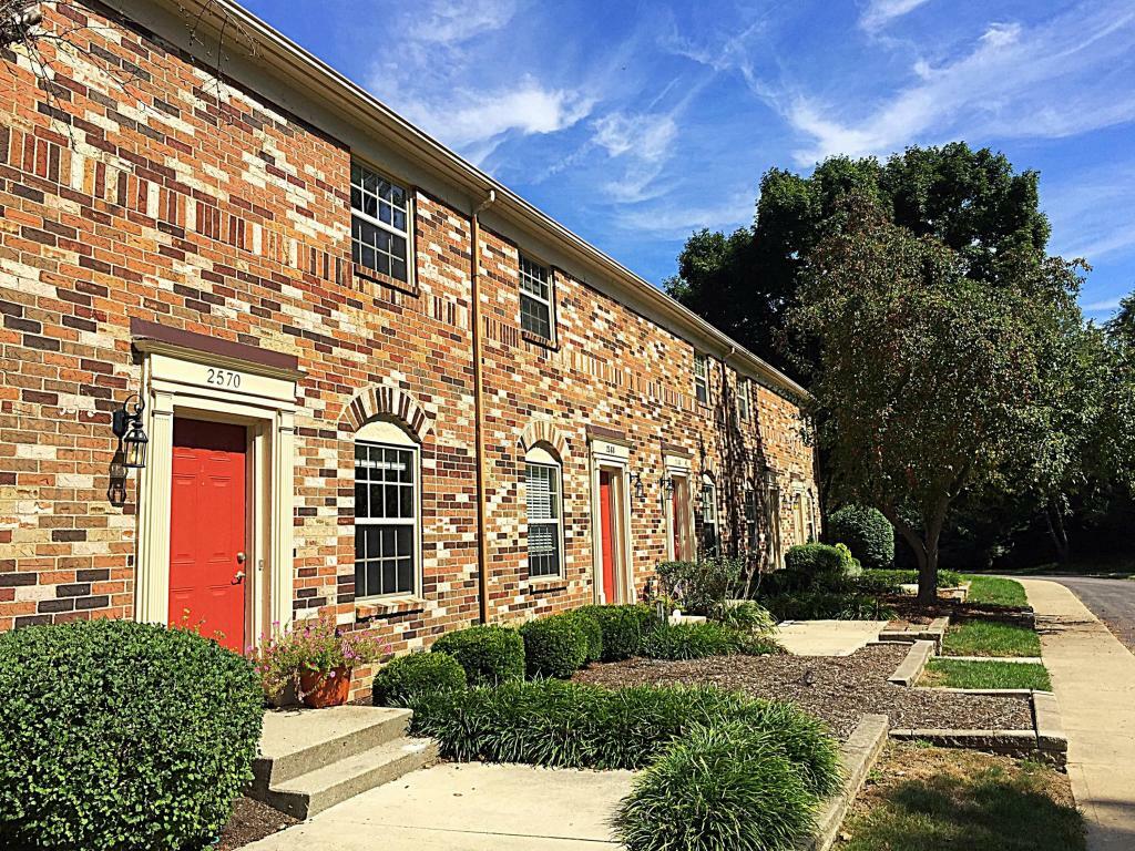 Property Photo: 2570 Shore Line Lane OH 43221