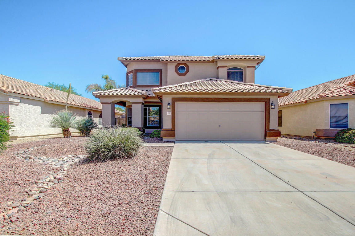 Property Photo: 8937 W Tierra Buena Lane AZ 85382