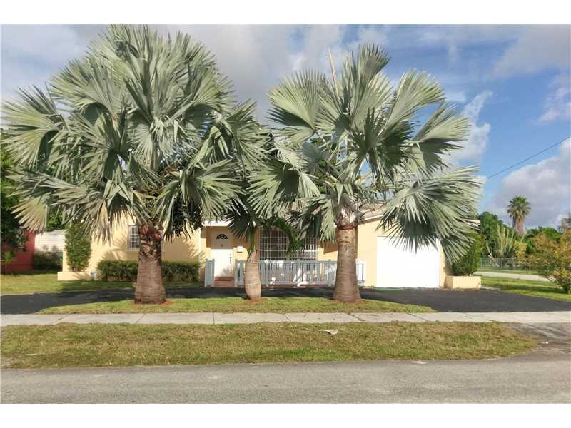 Property Photo:  4355 SW 98th Ave  FL 33165 