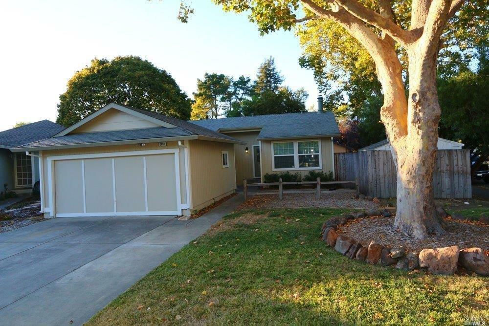 Property Photo: 2480 Copperfield Court CA 95401