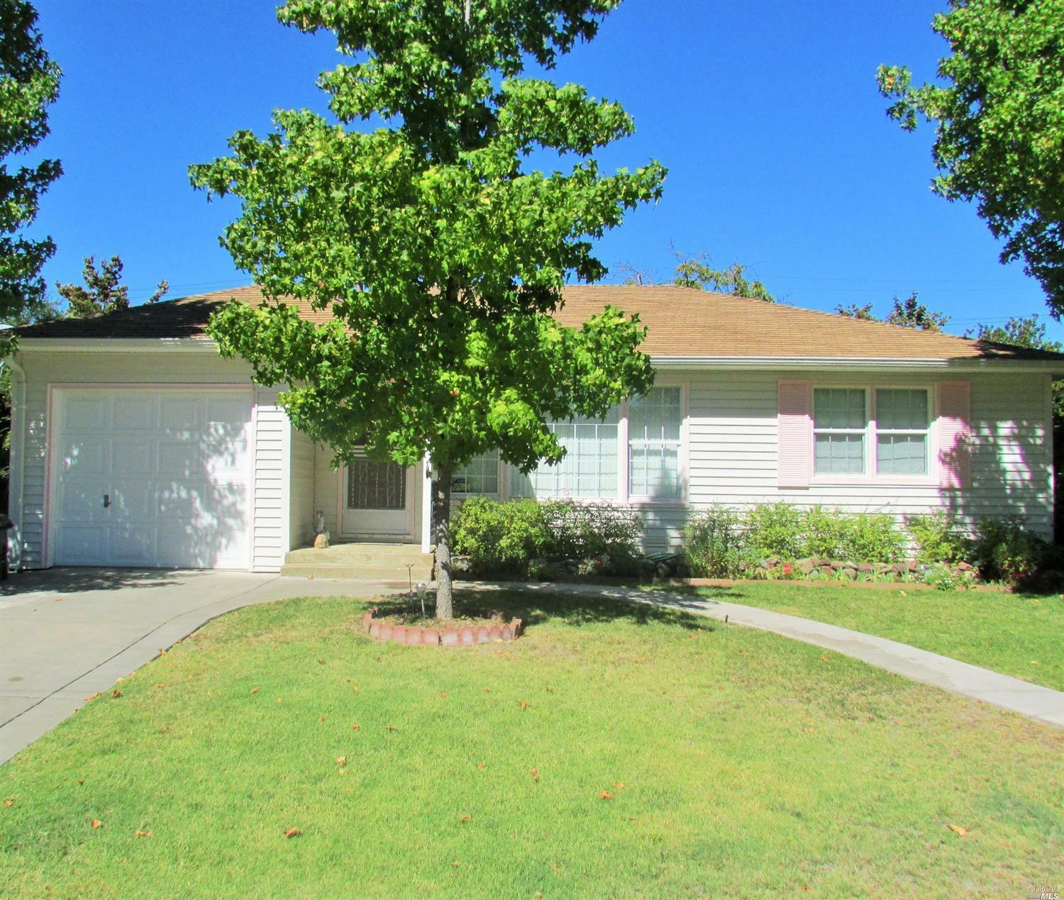 Property Photo:  374 Hillcrest Avenue  CA 95482 