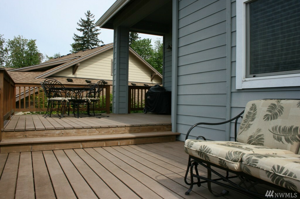 Property Photo:  23045 NE 139th Ct  WA 98053 