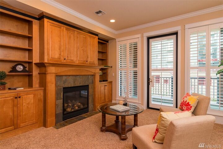 Property Photo:  505 Broadway 604  WA 98402