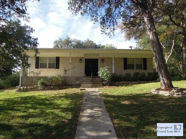 Property Photo:  807 Alto Street  TX 78666 
