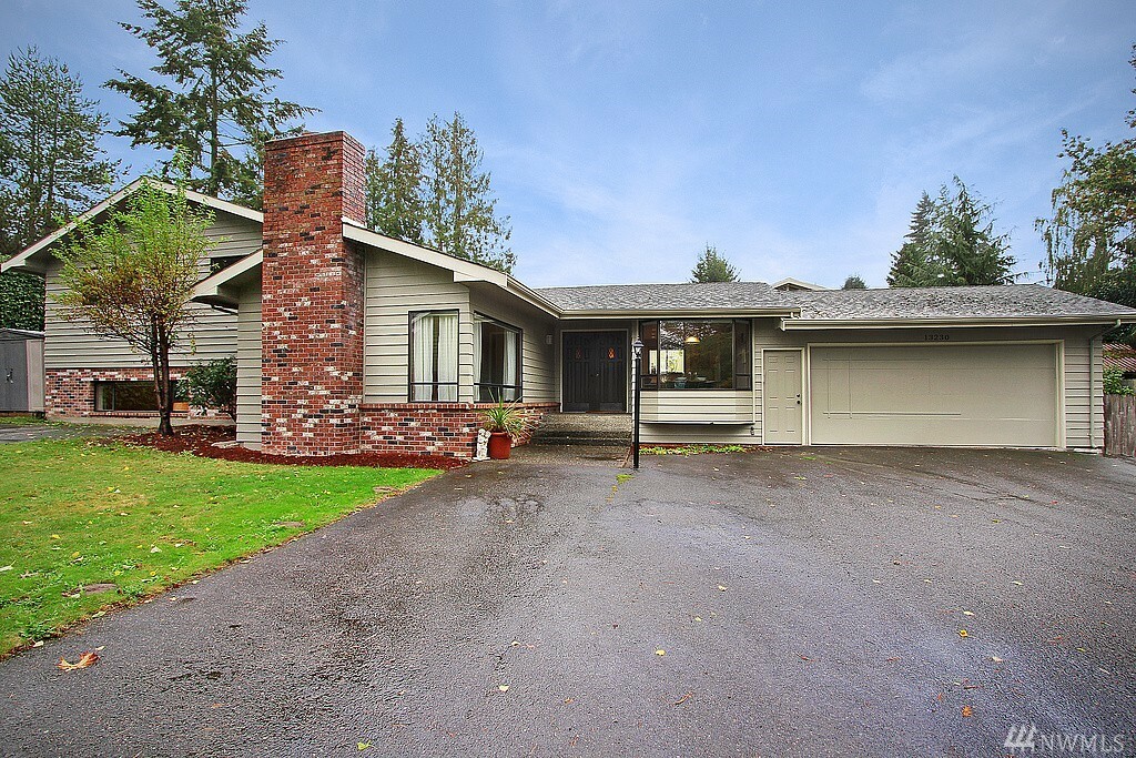 Property Photo:  13230 35th  Quiet Private Drive Ave NE  WA 98125 