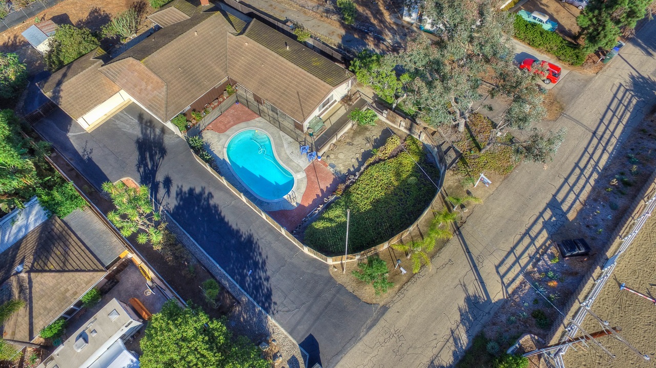 Property Photo: 3040 Blackwell CA 92084