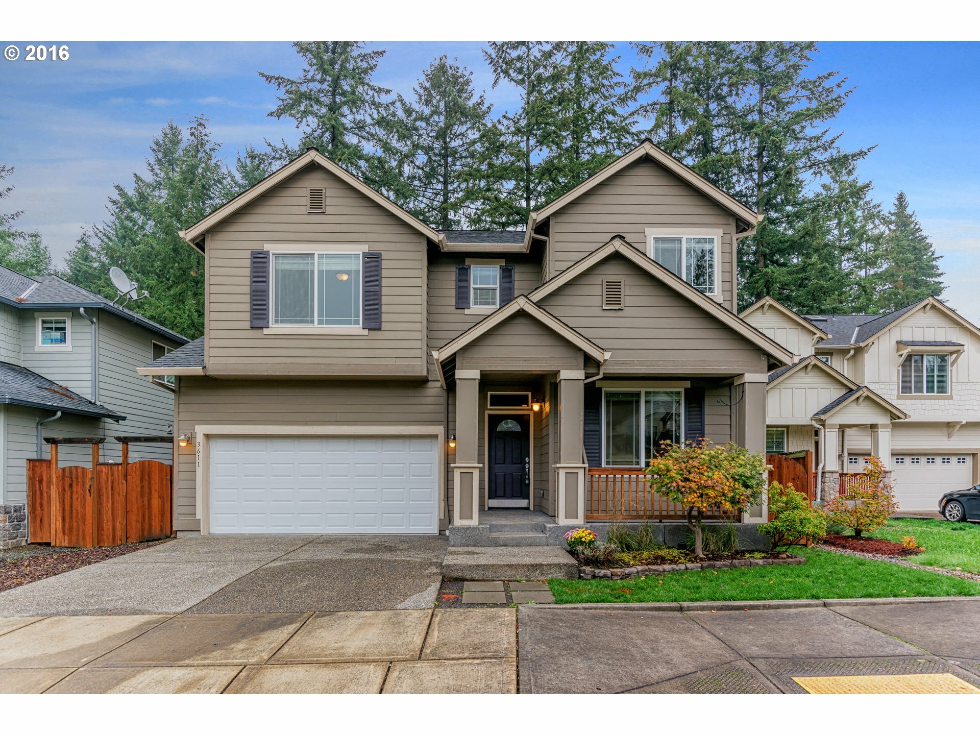 Property Photo:  3611 NE 180th Ave  WA 98682 