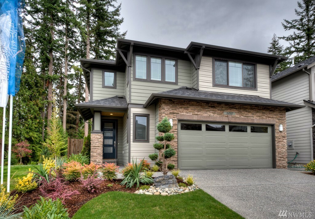 Property Photo: 16809 1st Ave W 6 WA 98012