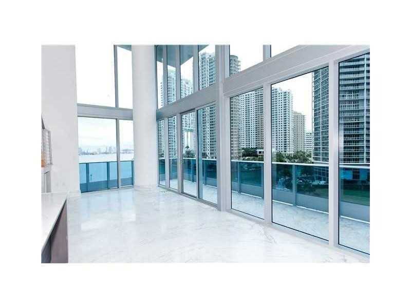 200 Biscayne Blvd Wy 509  Miami FL 33131 photo