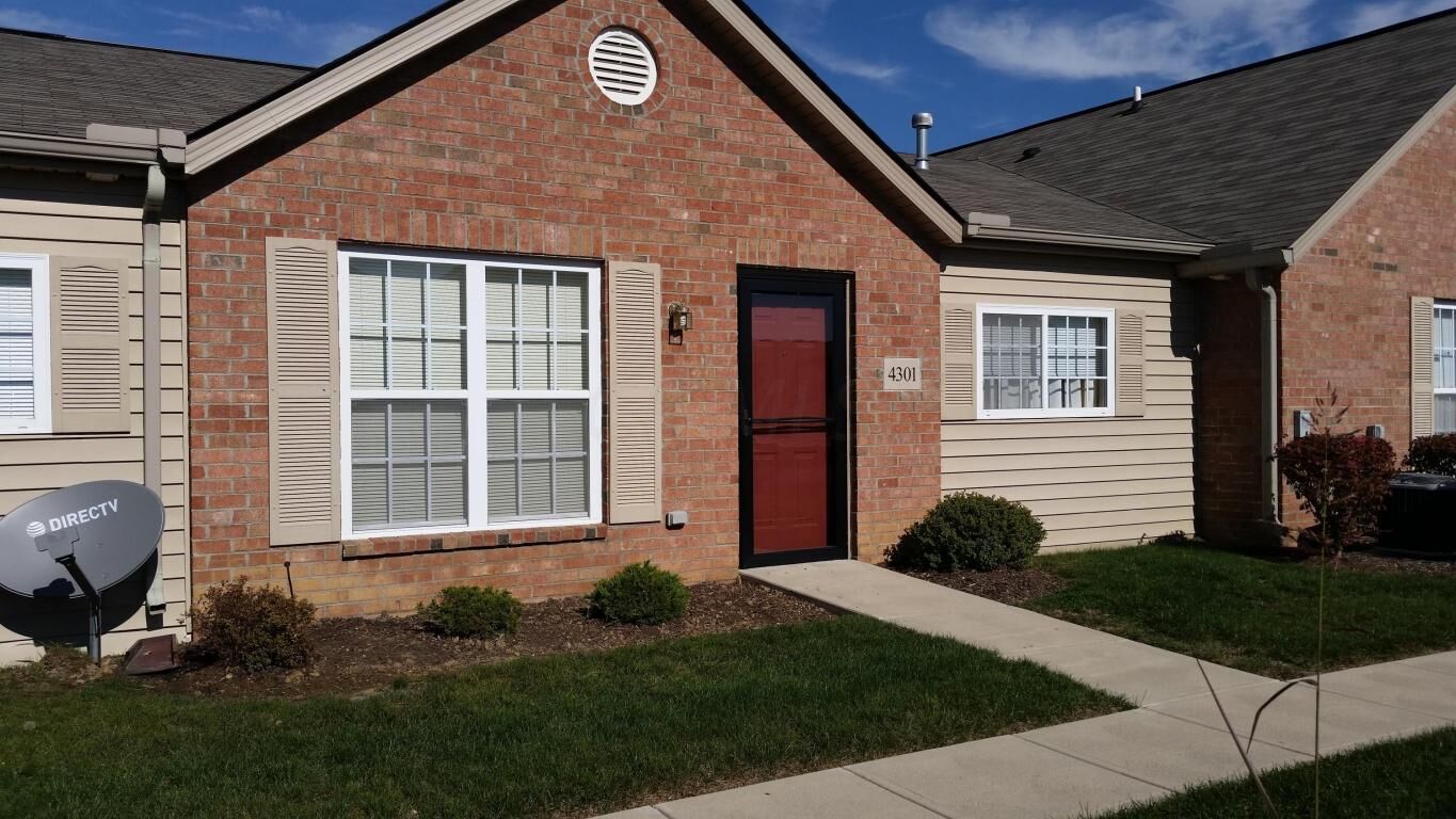 Property Photo:  4301 Cobbleton Grove Circle  OH 43110 