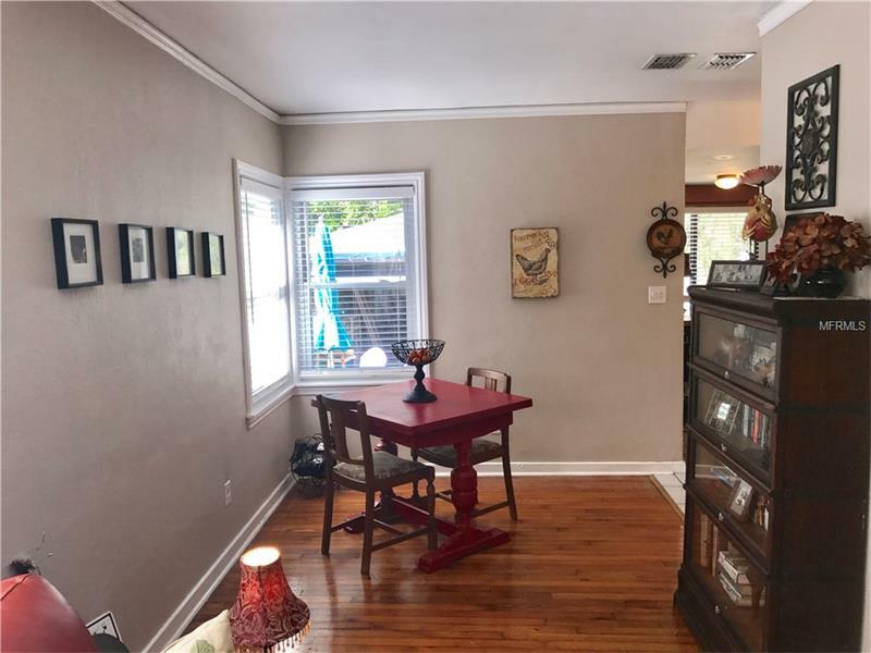 Property Photo:  1827 Mississippi Avenue NE  FL 33703 