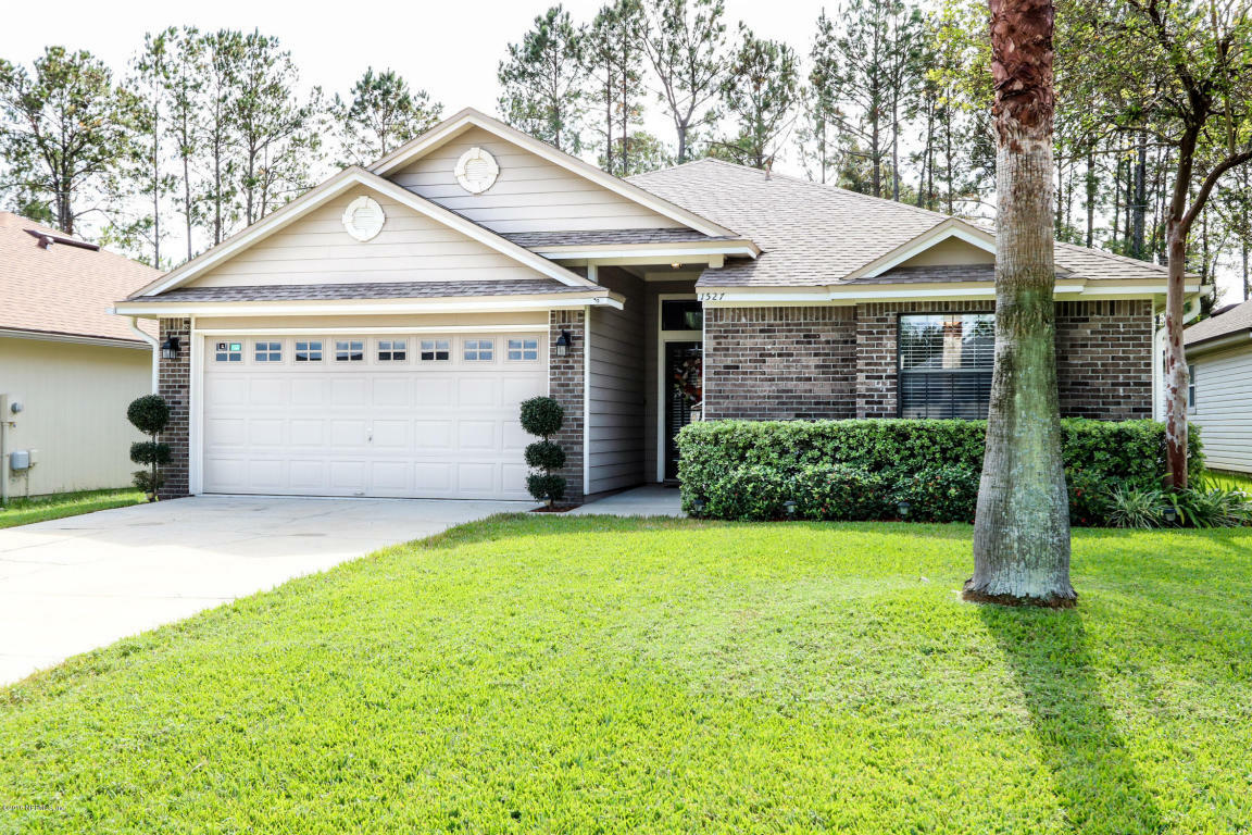 Property Photo:  1527 Beecher Lane  FL 32073 