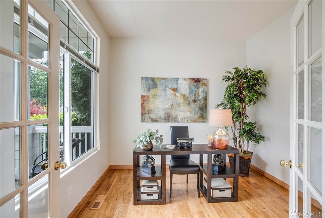 Property Photo:  4016 250th Ave SE  WA 98029 