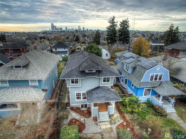 817 32nd Ave  Seattle WA 98122 photo