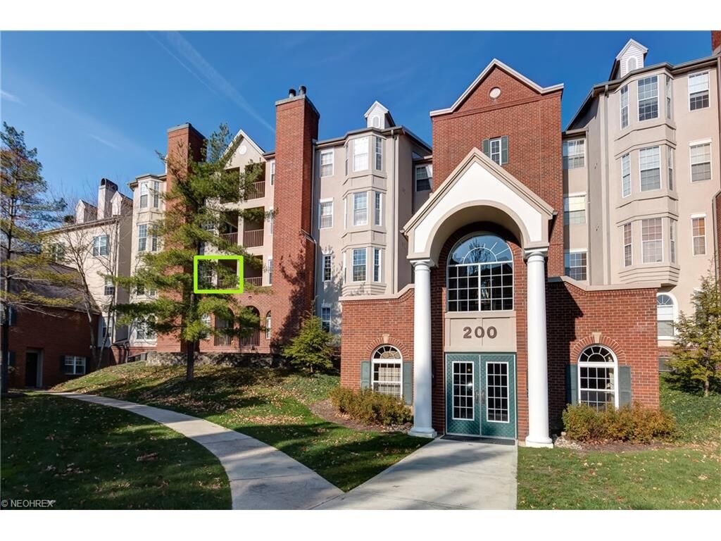 Property Photo:  200 Fox Hollow Drive 210  OH 44124 