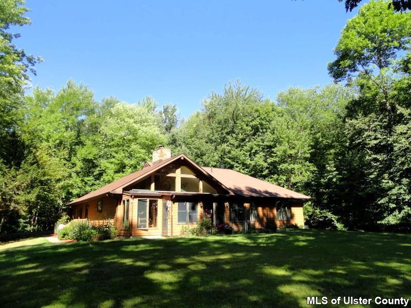 Property Photo:  19 Fern  NY 12481 