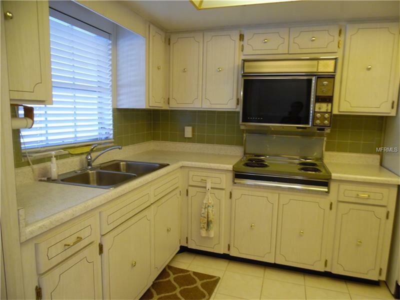 Property Photo:  1662 S Lake Avenue 2  FL 33756 