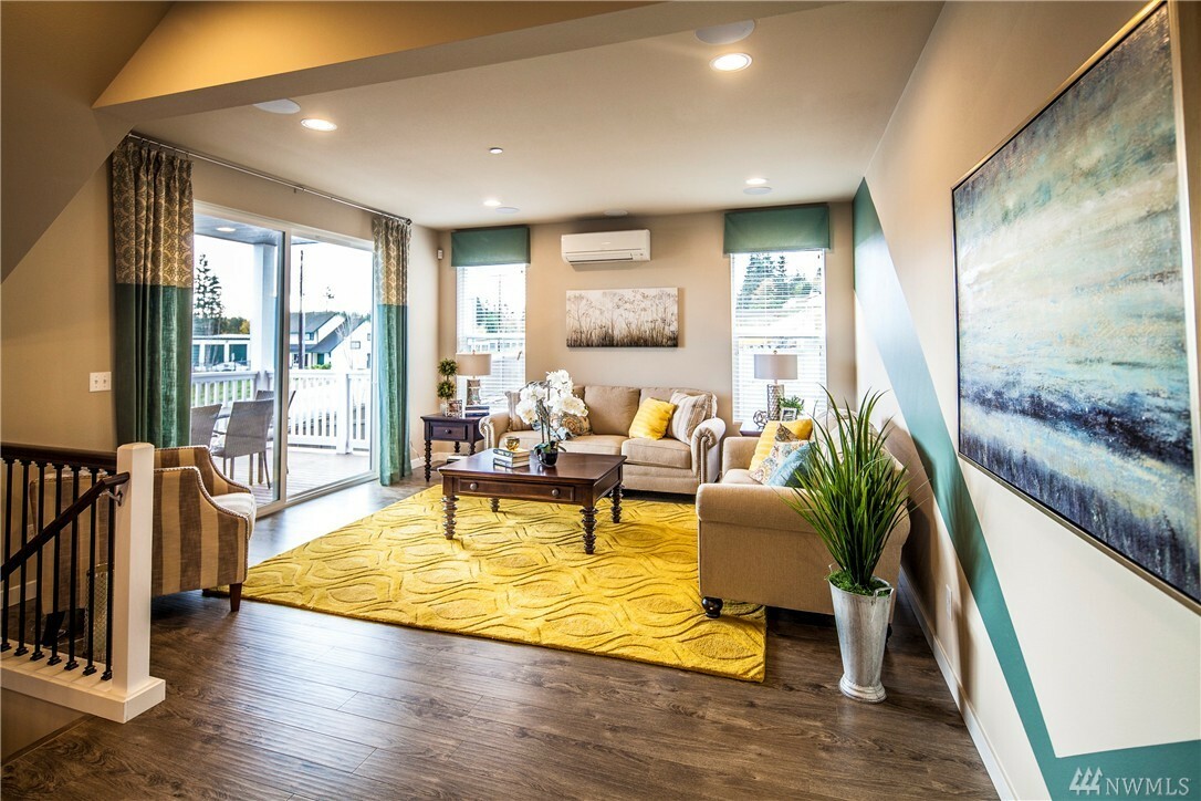 Property Photo: 1927 78th Place SE WA 98203