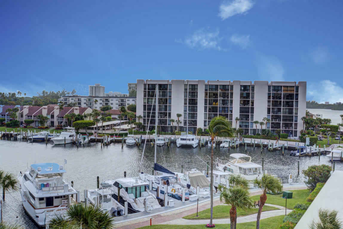 Property Photo: 2707 N Ocean Boulevard D506 FL 33431