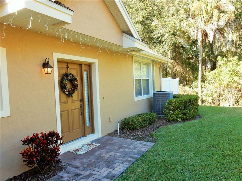 Property Photo:  6361 Torrington Circle  FL 33811 