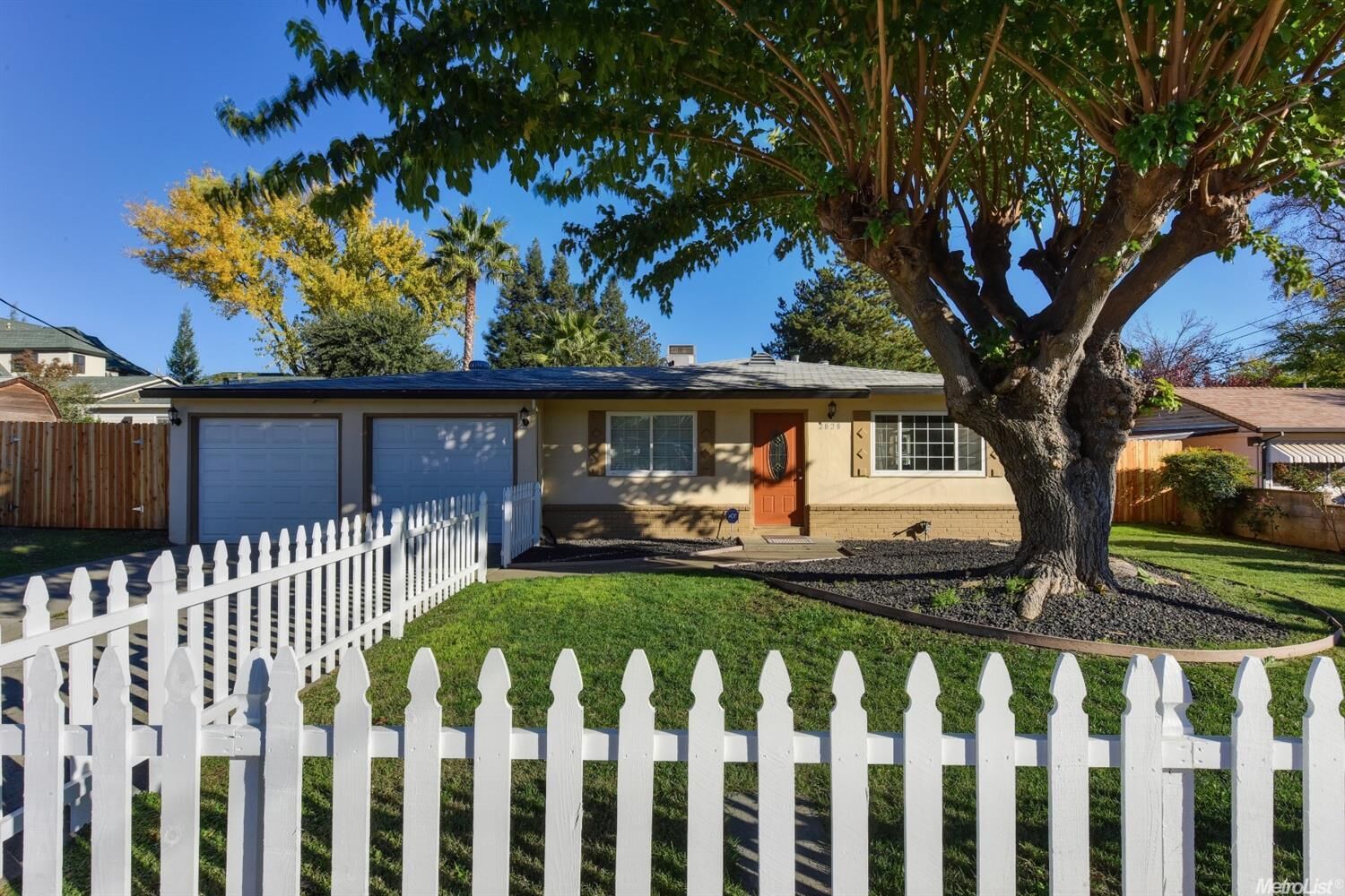 Property Photo: 2828 Garfield Avenue CA 95608