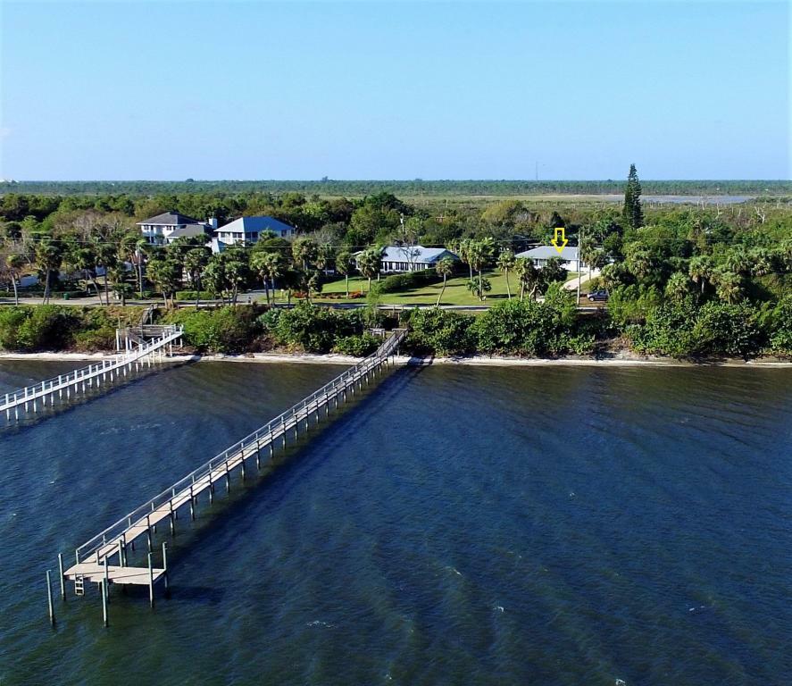 Property Photo:  9507 S Indian River Drive  FL 34982 
