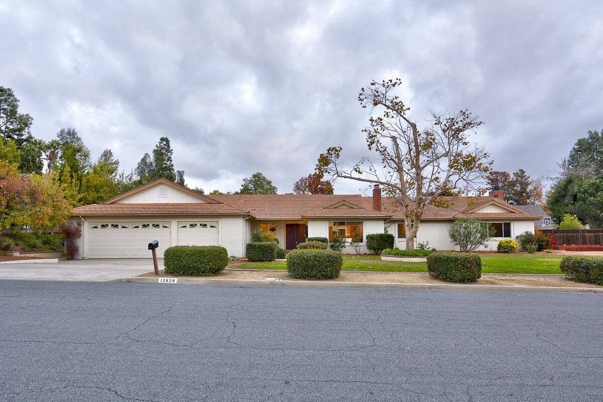 Property Photo:  12829 Cedar Tree Way  CA 92064 