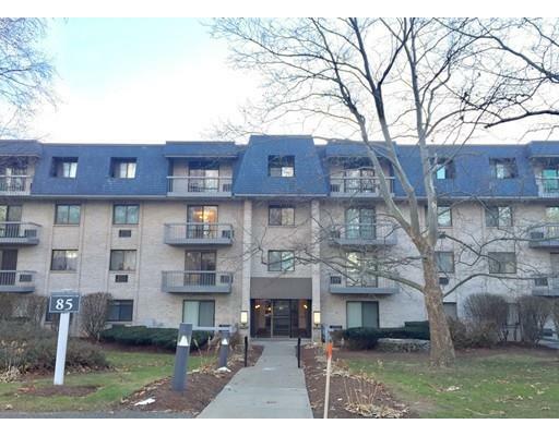 Property Photo: 85 Commons Drive 405 MA 01545