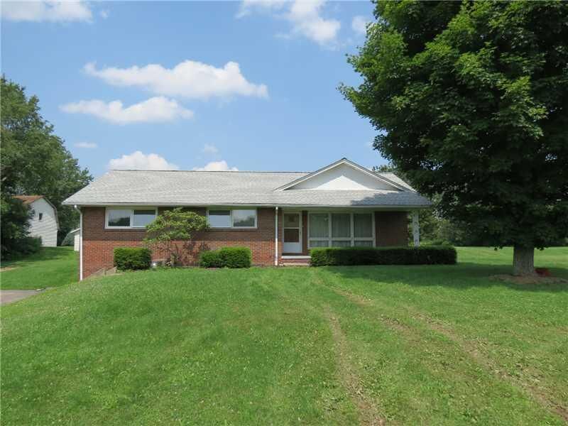 Property Photo: 33506 S Main Street PA 16360