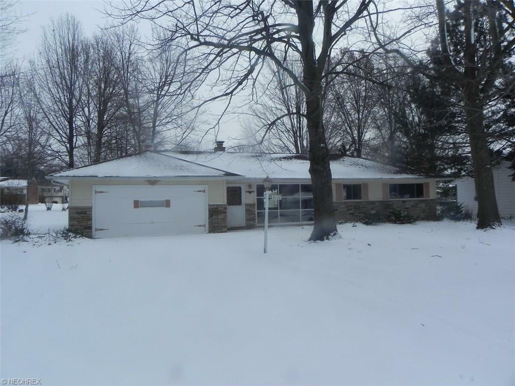 Property Photo:  8161 Marianna Boulevard  OH 44147 