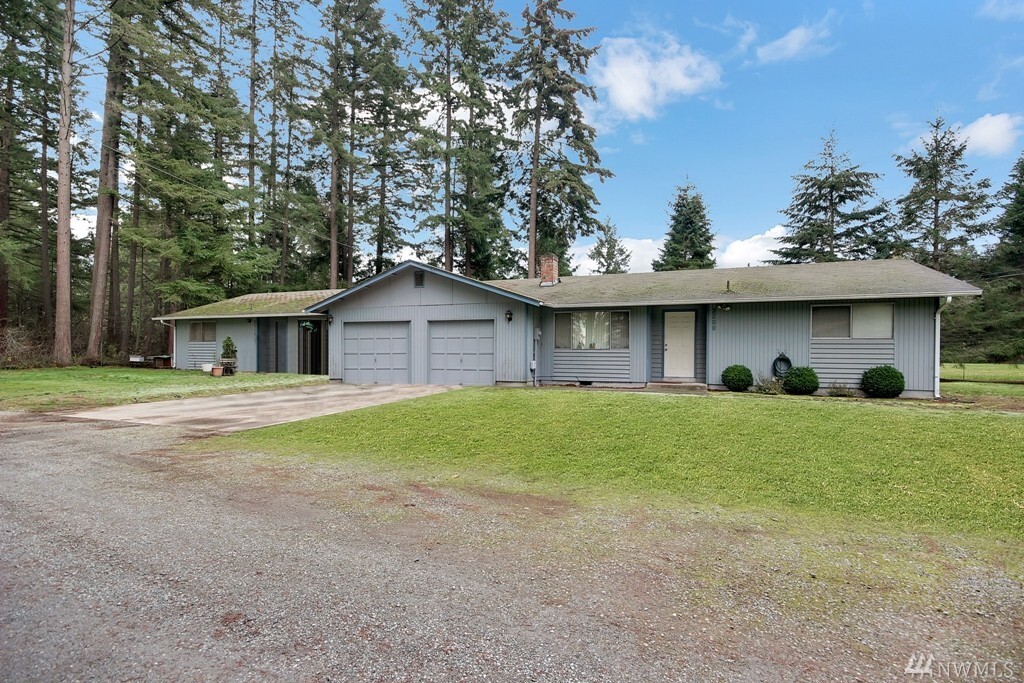 Property Photo: 3208 157th St E WA 98446
