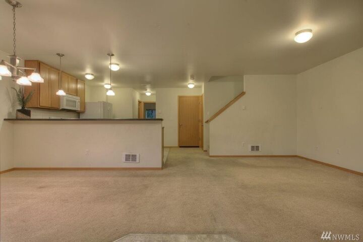 Property Photo:  10013  Eastridge Drive NE  WA 98053 