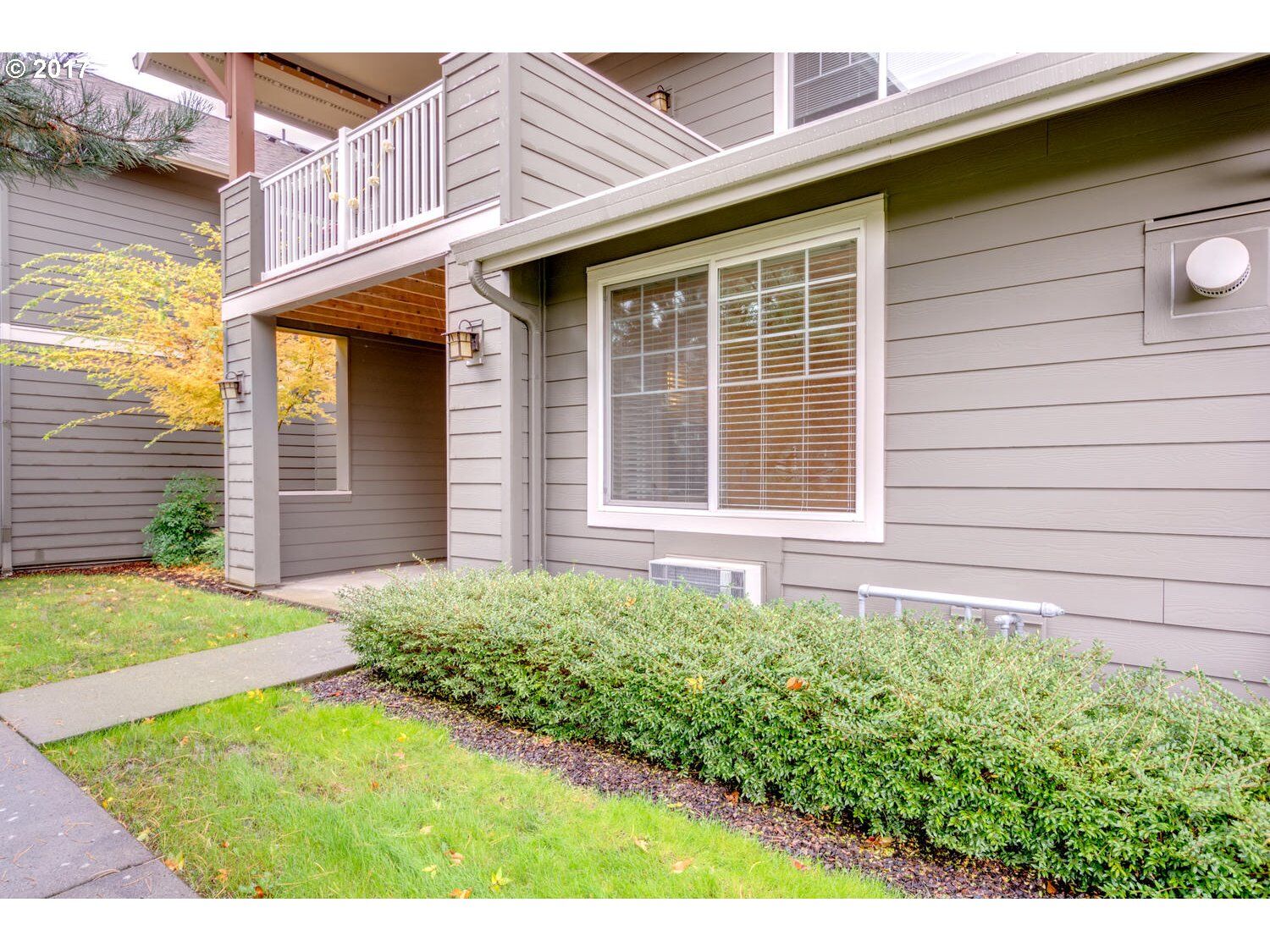Property Photo:  10800 SE 17th Cir E56  WA 98664 