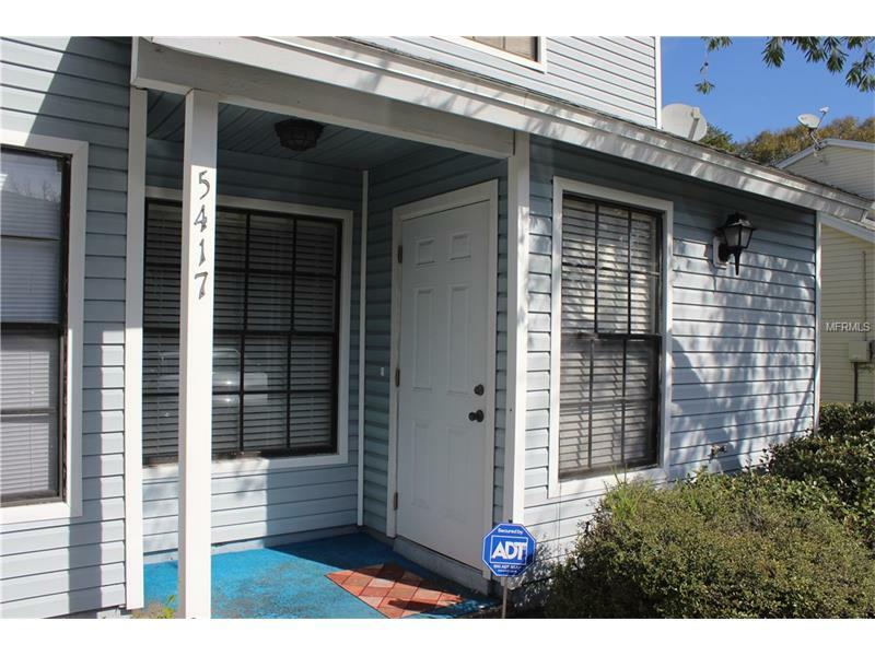 Property Photo: 5417 Britwell Court FL 33624