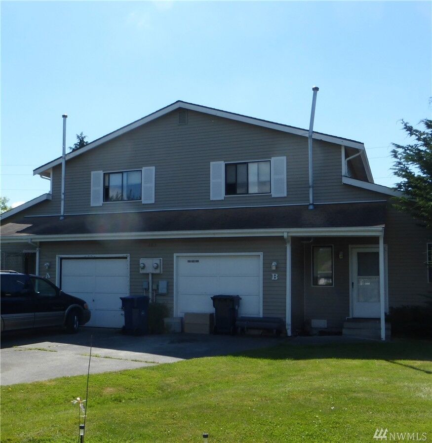 Property Photo:  803 S 22nd Place A&Ampb  WA 98273 