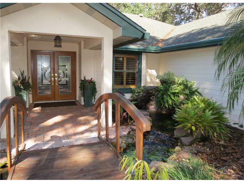 Property Photo: 8109 Misty Oaks Boulevard FL 34243