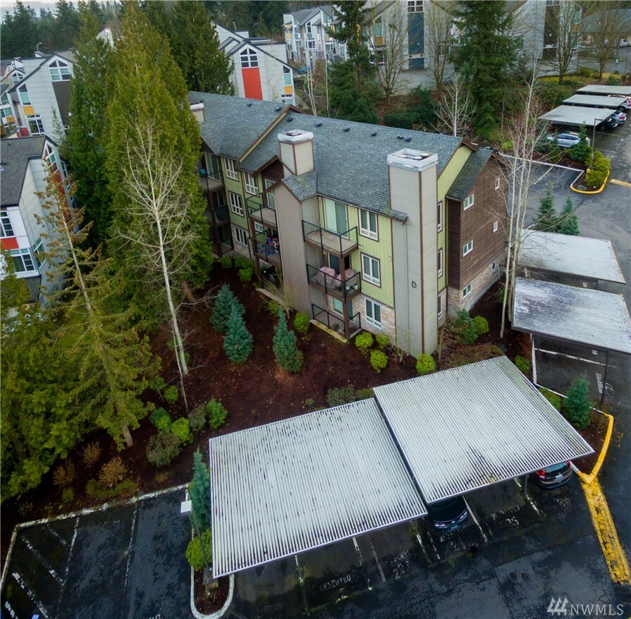 Property Photo:  15155 NE 82nd St 301  WA 98052 