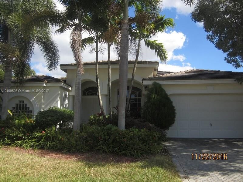 Property Photo: 2550 Jardin Mnr FL 33327