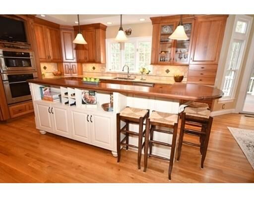 Property Photo:  12 Meadow View Lane  MA 01810 