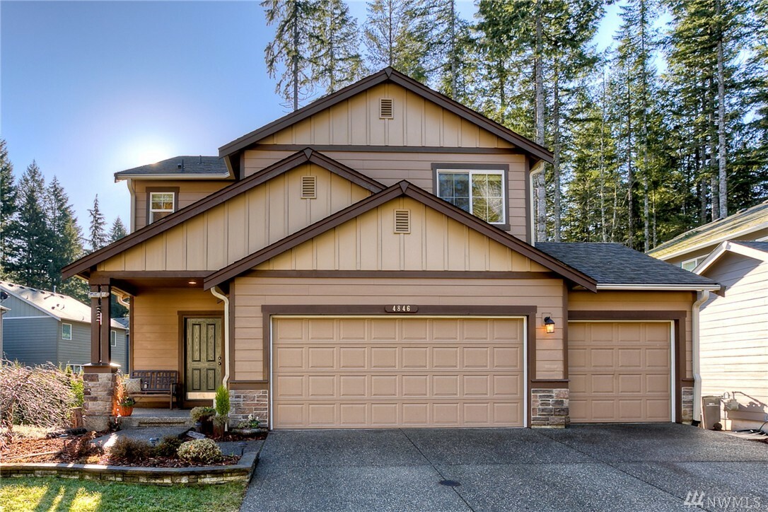 Property Photo:  4846 SW Kenmore Ct  WA 98367 