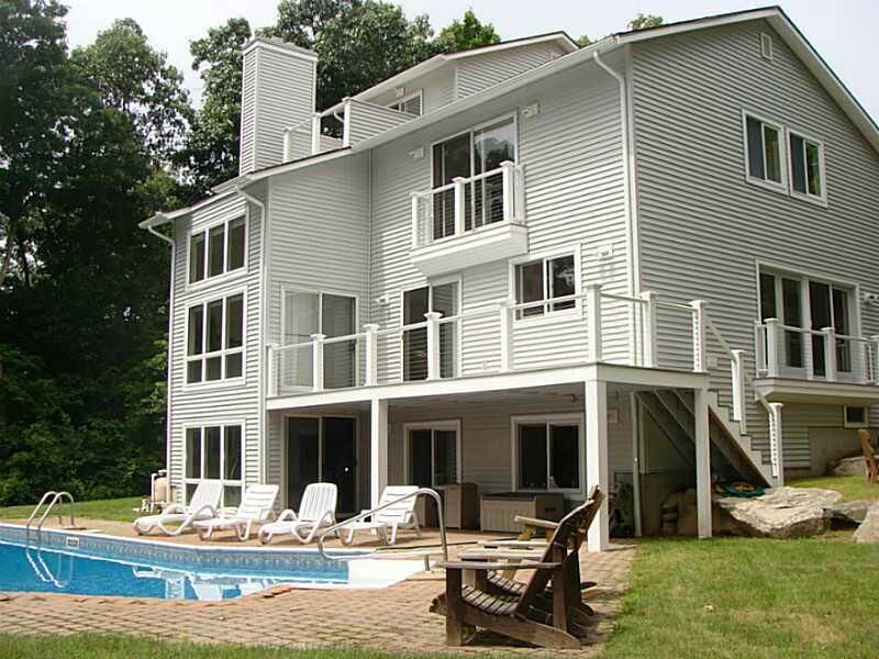 Property Photo:  20 East Woody Hill Road  RI 02891 